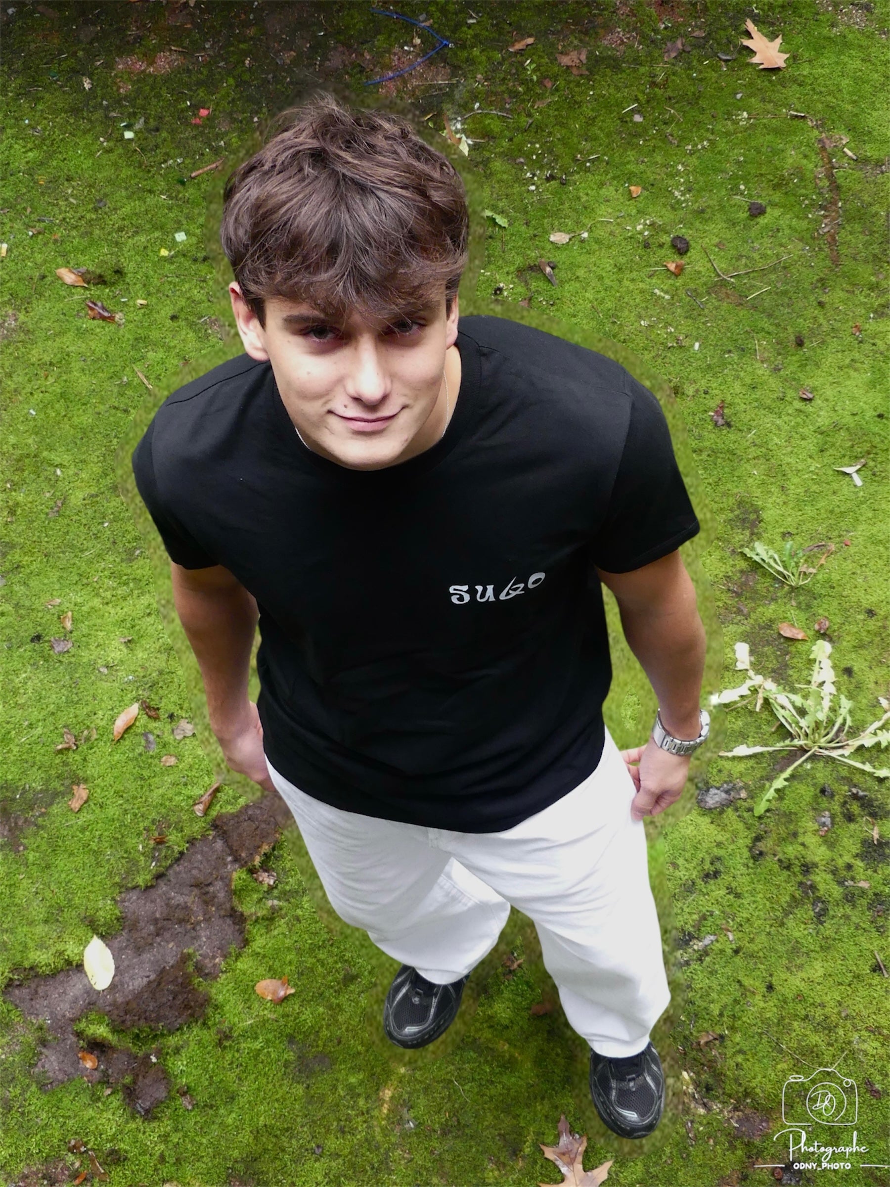 ESSENTIAL TEE - BLACK