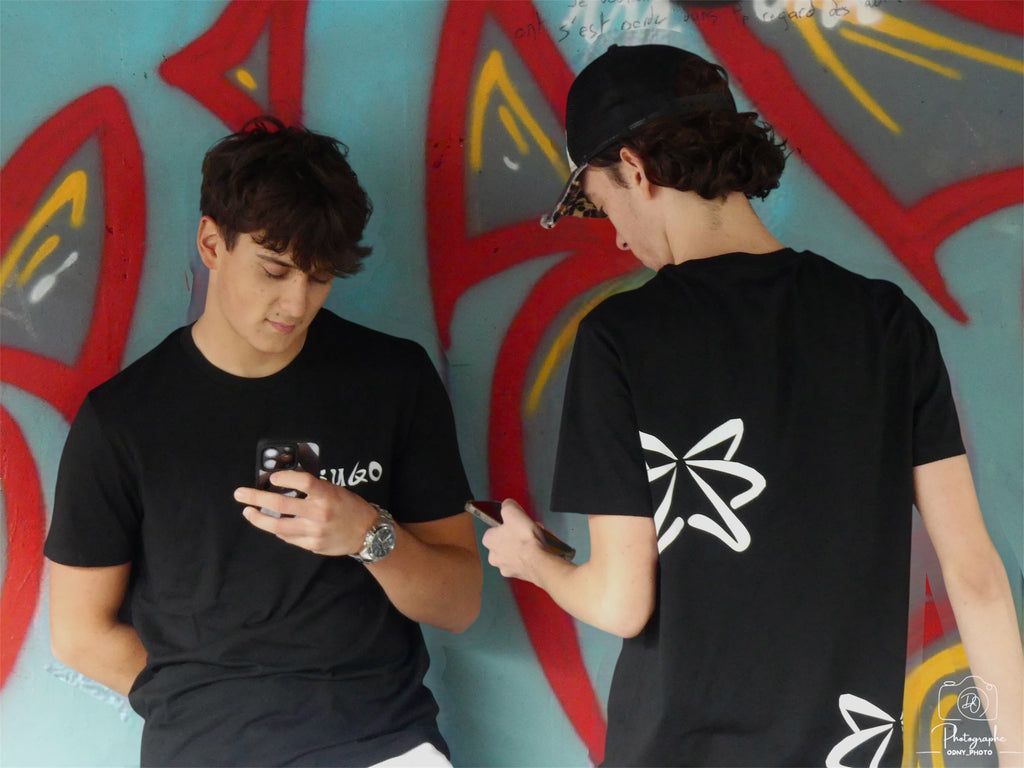 ESSENTIAL TEE - BLACK